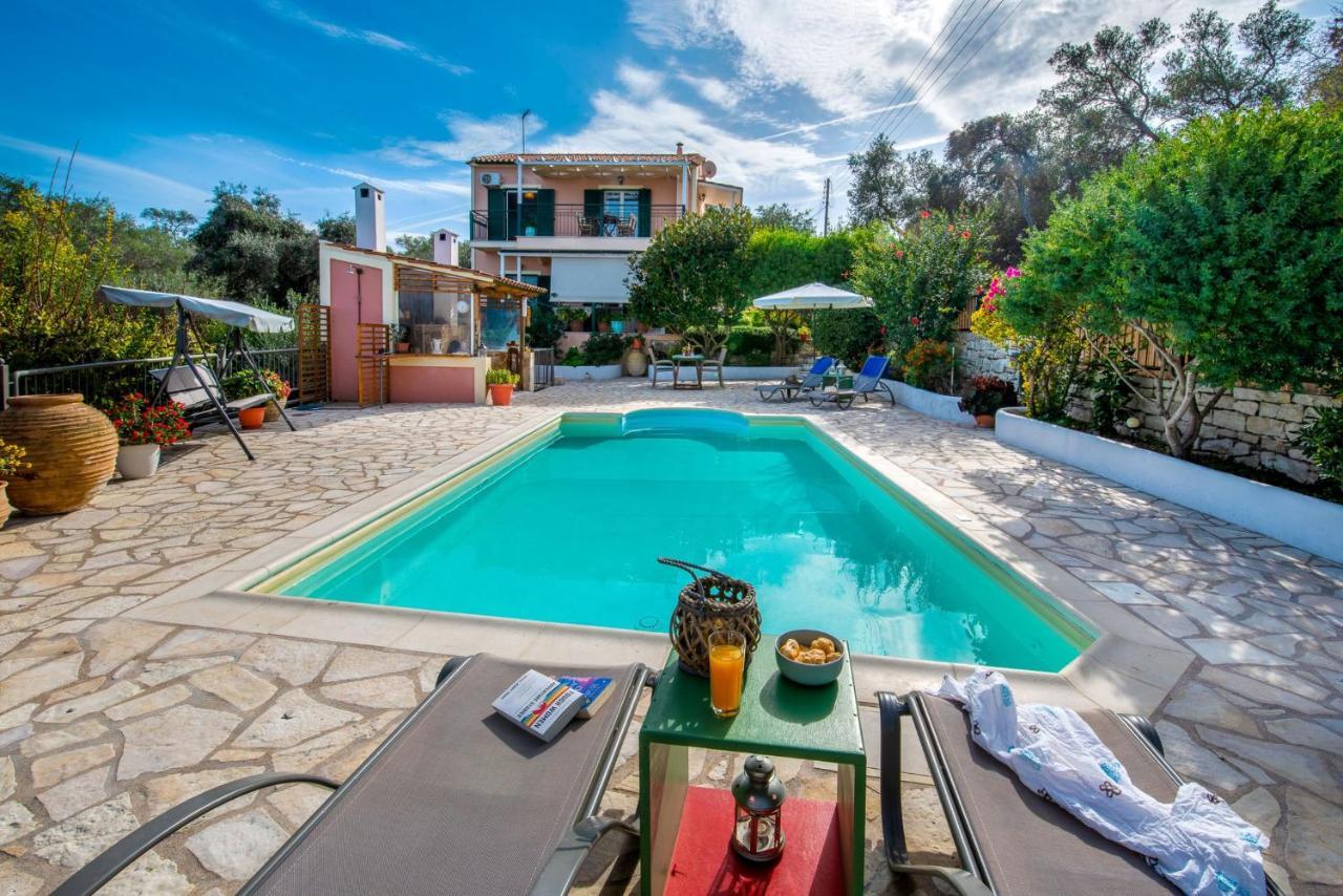 Villa Yiotta Kalodhikatika Экстерьер фото