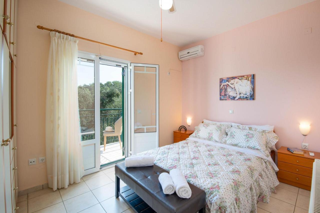 Villa Yiotta Kalodhikatika Экстерьер фото